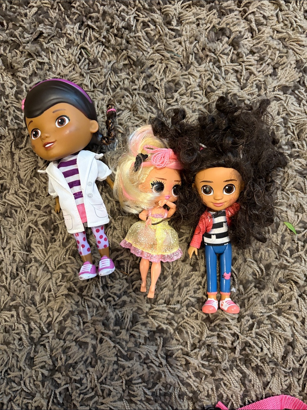 Disney Junior Doc McStuffins & Friends Doll Set - Brown, Pink, Yellow
